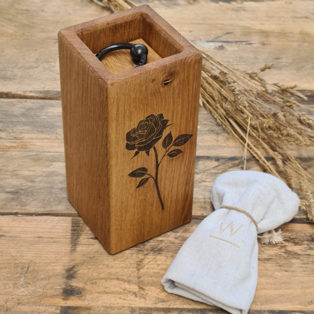 Urn Hout | Gravure Roos